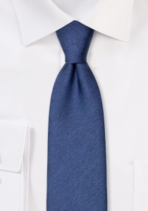 Cravate d'affaires unie surface chinée bleu nuit