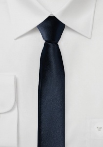 Cravate extra étroite bleu marine