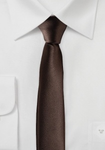 Cravate extra-étroite brun foncé