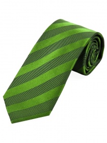 Cravate monochrome à rayures surface vert noble