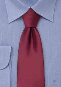Cravate extra-longue bordeaux unie