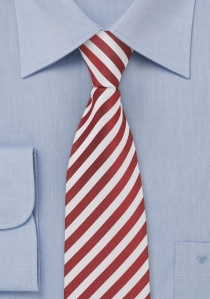 Cravate étroite blanche fines rayures rouge cerise