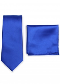 Cravate d'affaires et foulard décoratif en set -