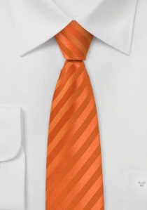 Cravate étroite orange rayée ton sur ton