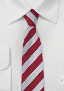 Cravate étroite rayée rouge et blanc argenté