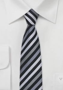 Cravate étroite à rayures grises