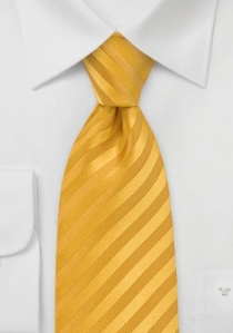 Cravate jaune foncé rayée ton sur ton