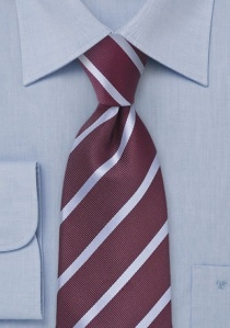 Cravate rouge sombre rayures bleu ciel