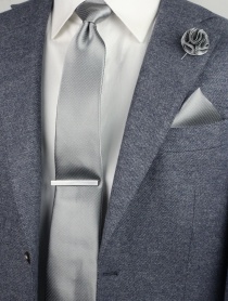 Boîte cadeau à pois gris argenté avec cravate,
