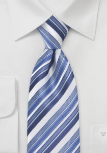 Cravate blanche rayures nuances bleues