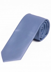 Cravate unie à rayures bleu tourterelle