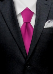 Cravate unie rose fuschia