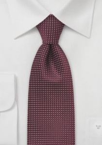 Cravate bordeaux quadrillée finement