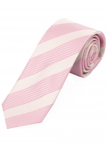 Cravate étroite unie surface rayée rose