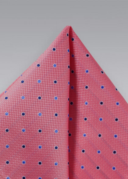 Pochette aus dem gleichen Stoff und Farbe