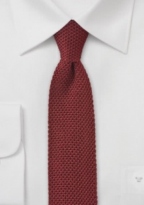 Cravate étroite rouge cuivre tricotée