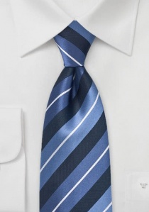 Cravate XXL rayée nuances bleues et blanches