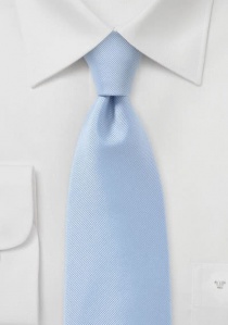 Cravate bleu ciel structuré