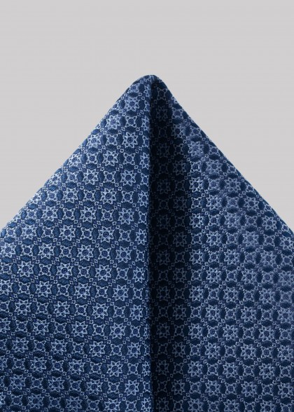 Pochette aus dem gleichen Stoff und Farbe