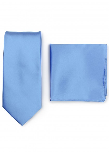 Set de cravate aus dem gleichen Stoff und Farbe