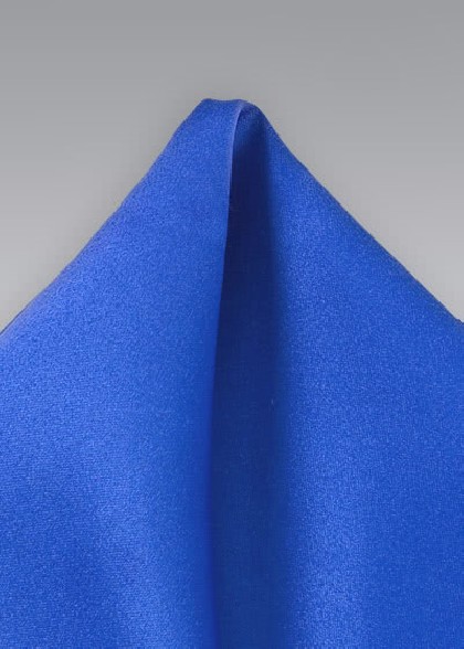 Pochette aus dem gleichen Stoff und Farbe