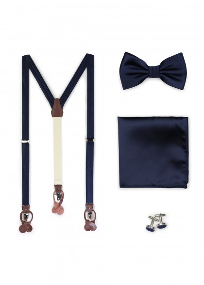 Ensemble de bretelles aus dem gleichen Stoff und Farbe