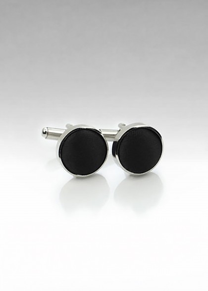 Boutons de manchettes aus dem gleichen Stoff und Farbe