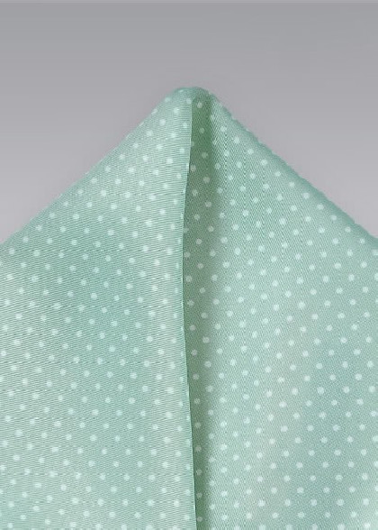 Pochette aus dem gleichen Stoff und Farbe
