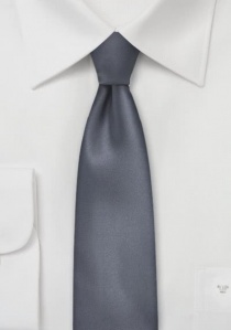 Cravate étroite unie gris anthracite