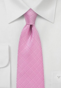Cravate à carreaux rose foncé