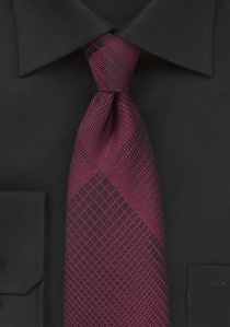 Cravate rouge bordeaux losange