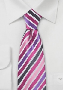 Cravate étroite à rayures roses
