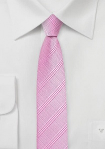 Cravate étroite à carreaux magenta