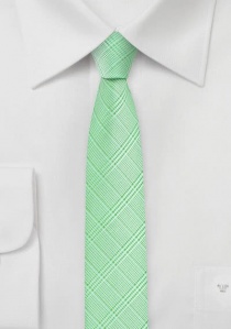 Cravate étroite à carreaux vert clair