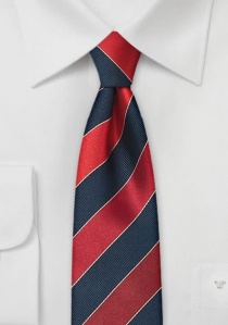Cravate étroite club rayures bleu marine rouge vif