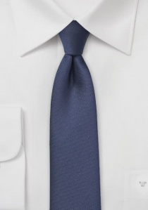 Cravate slim bleu foncé