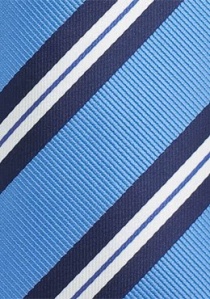 Cravate extra-longue à rayures bleu clair bleu