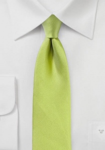 Cravate vert tendre structurée