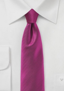 Cravate rose fuschia structurée