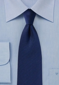 Cravate délicatement structurée bleu marine