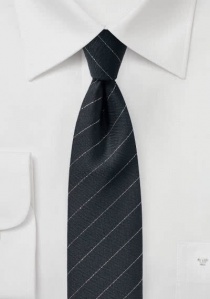 Cravate Pinstripe noir profond argenté